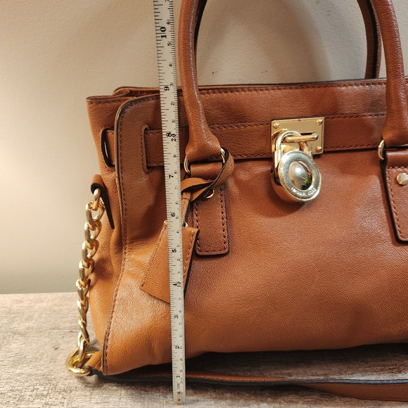 Michael Kors Hamilton Brown Saffiano Medium Satchel Shoulder Handbag Purse - Picture 7 of 13